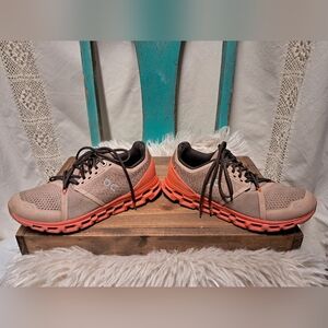 On Running Cloudstratus Running Shoes Size 8